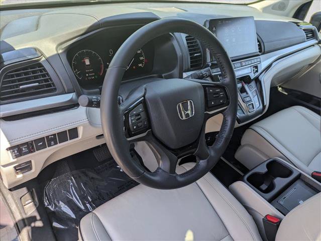 Used 2025 Honda Odyssey Touring image 10