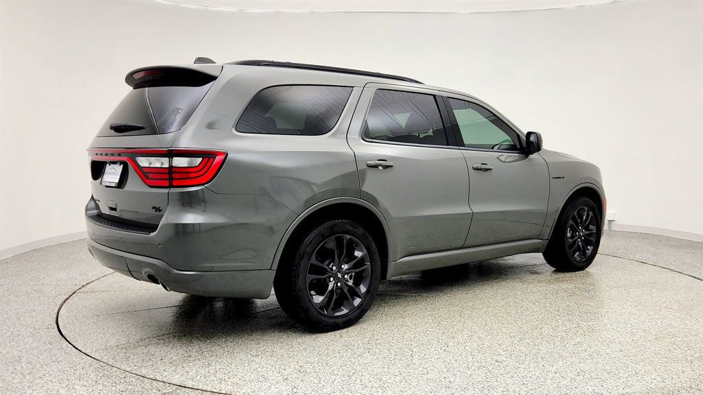 Used 2024 Dodge Durango R/T w/ Blacktop Package image 5