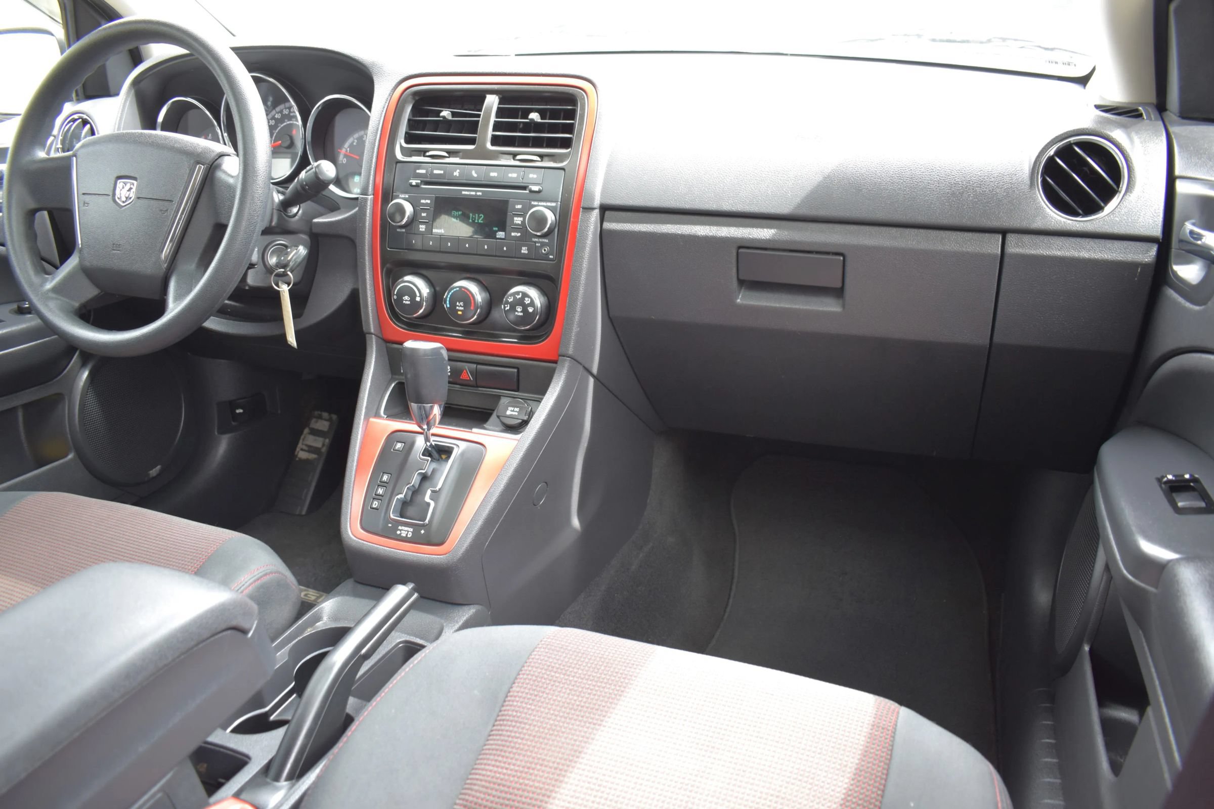 Used 2011 Dodge Caliber Heat FWD image 12