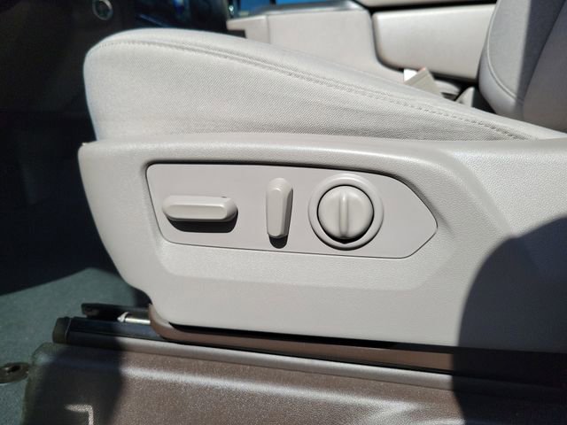 Used 2022 Chevrolet Silverado 1500 RST image 17