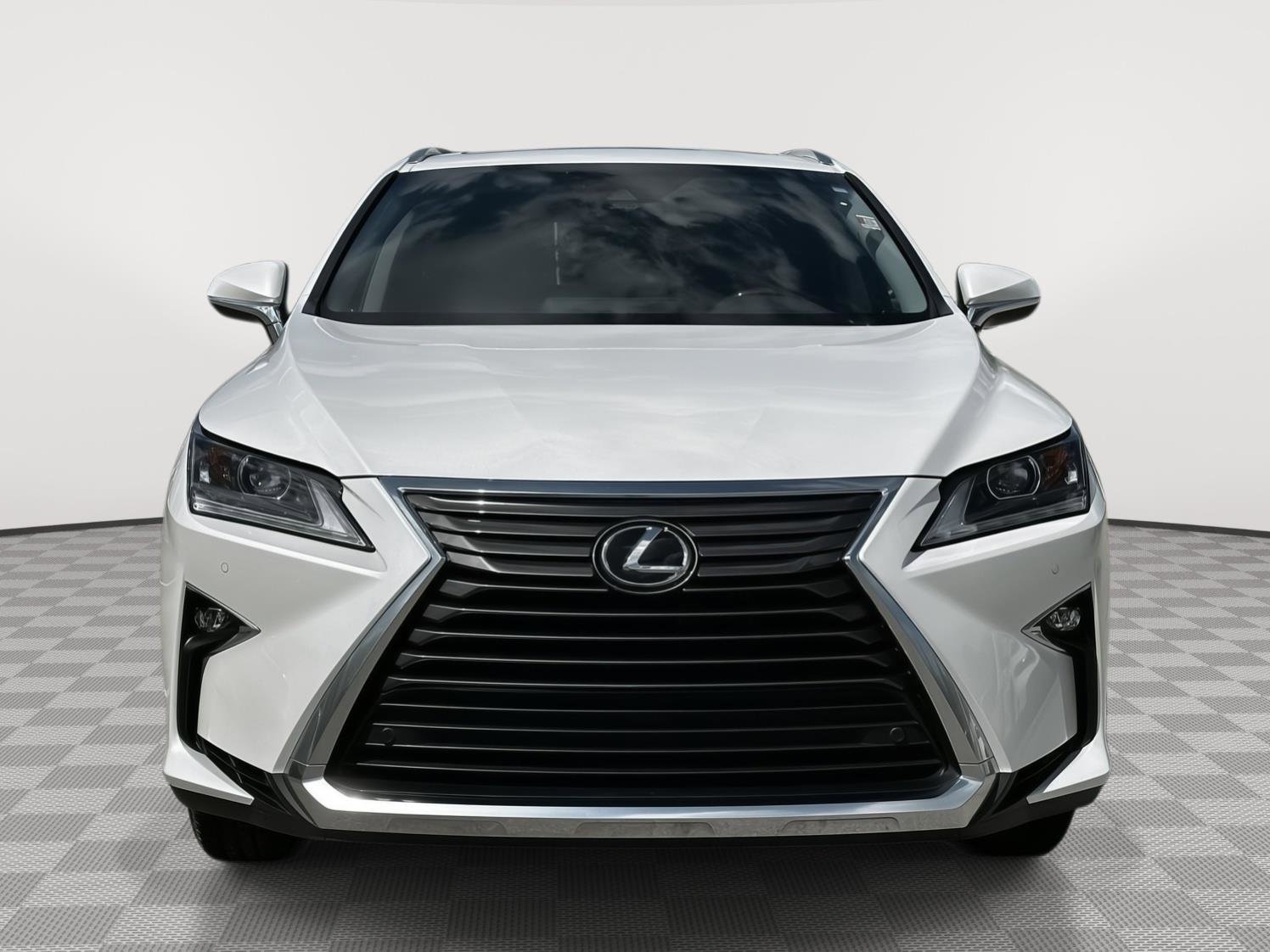 Used 2017 Lexus RX 350 FWD w/ Premium Package image 2