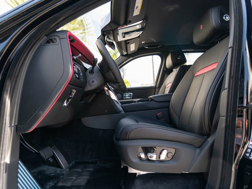 New 2026 Rolls-Royce Cullinan AWD/4WD image 25