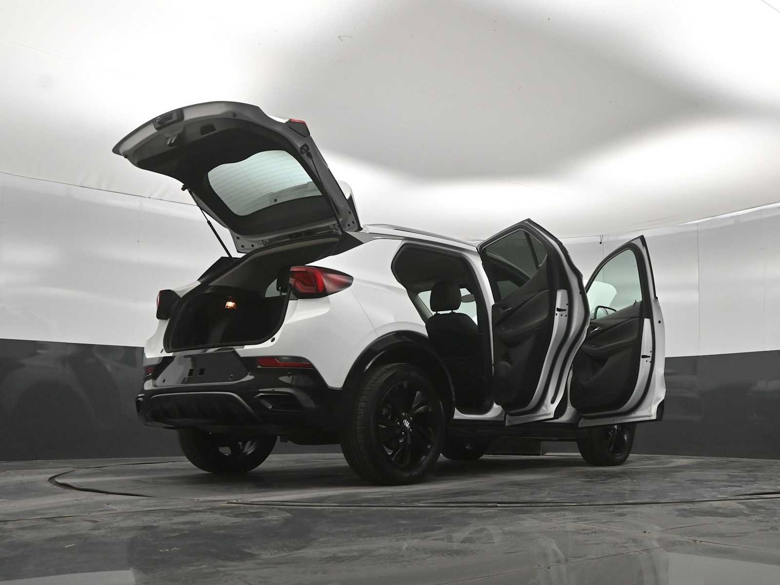 Used 2025 Buick Encore GX Sport Touring w/ Advanced Technology Package AWD/4WD image 45