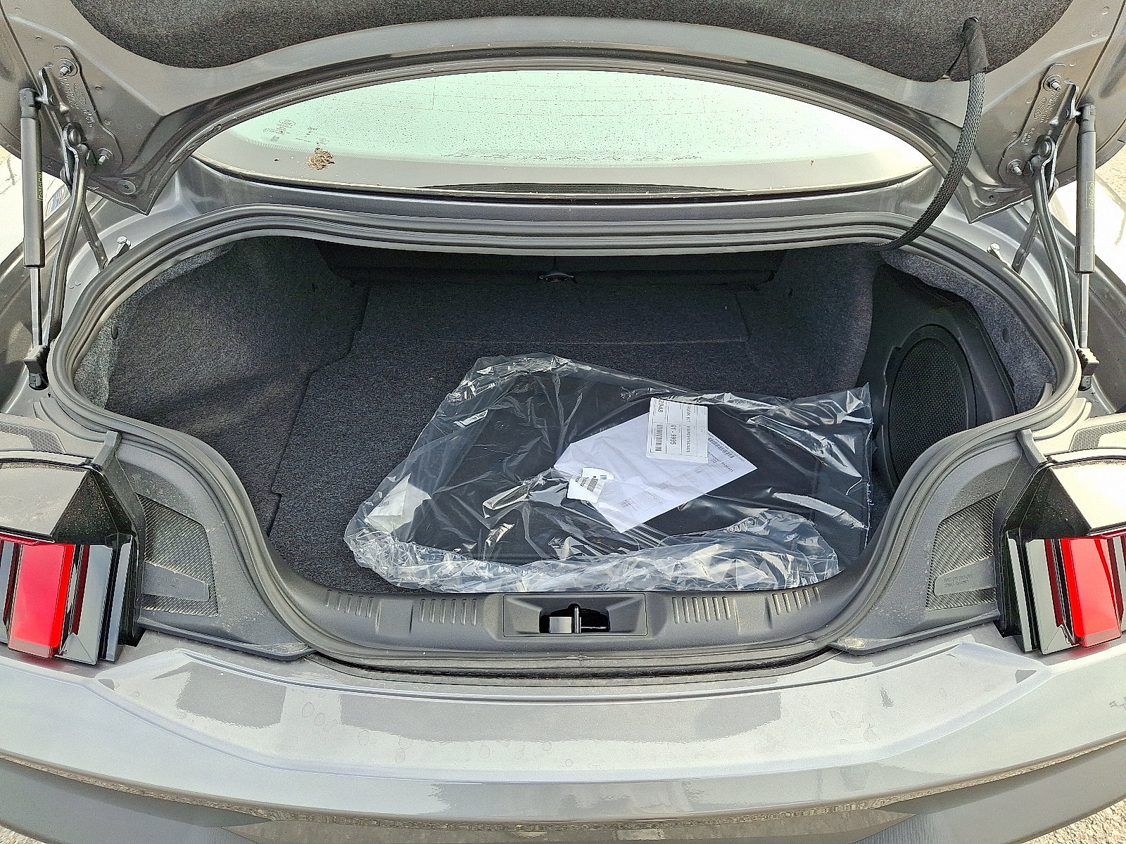 Used 2026 Ford Mustang Premium RWD image 27