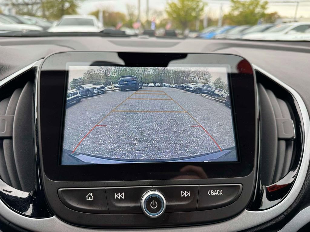 Used 2018 Chevrolet Volt LT FWD image 30