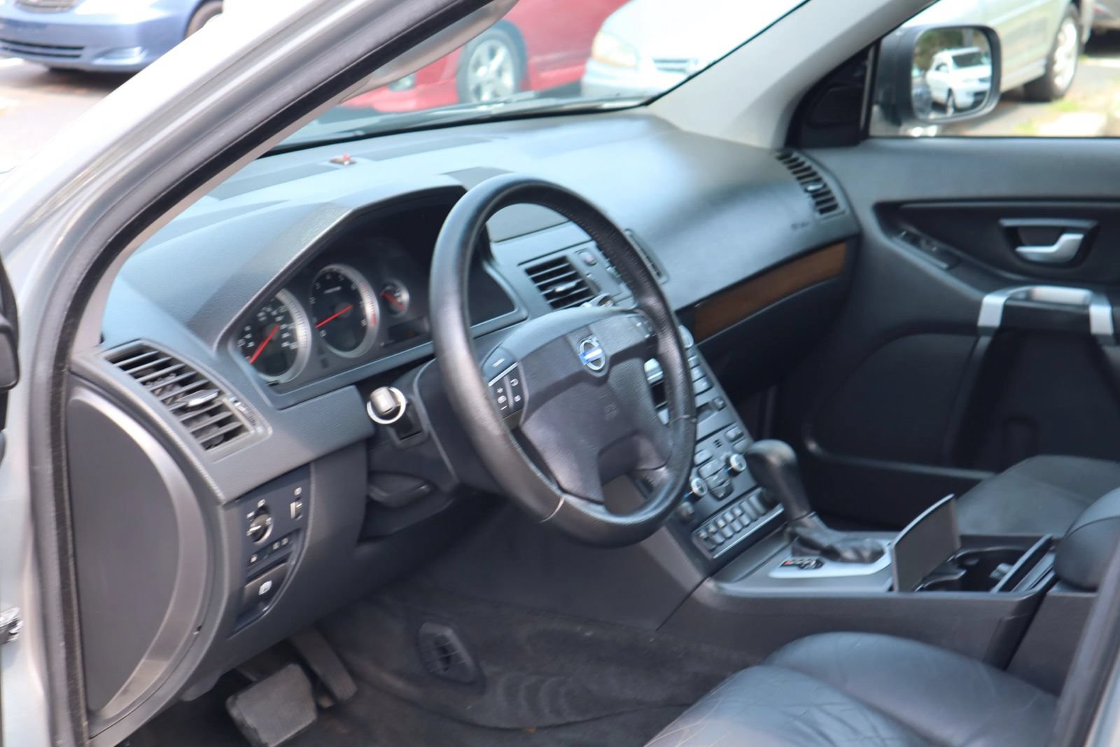 Used 2011 Volvo XC90 3.2 FWD image 8