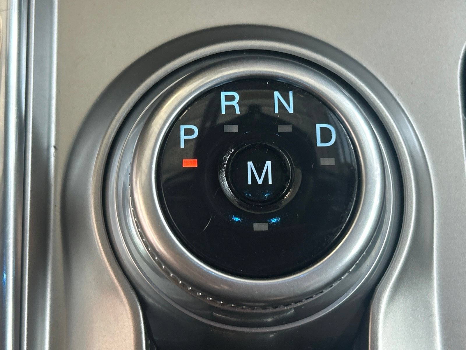 Used 2020 Ford Explorer XLT w/ Equipment Group 202A AWD/4WD image 26