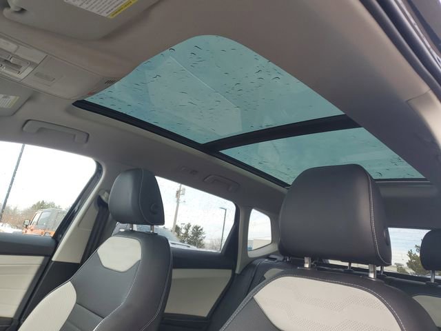 New 2026 Volkswagen Taos SEL AWD/4WD image 12