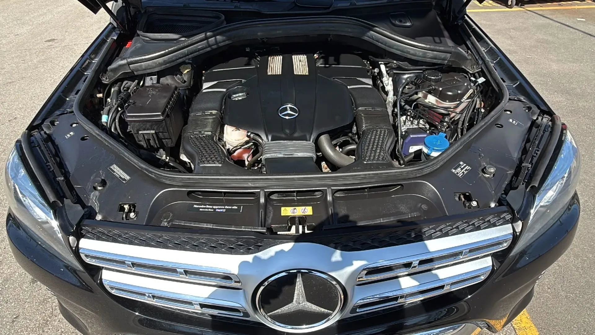 Used 2017 Mercedes-Benz GLS 450 4MATIC image 22