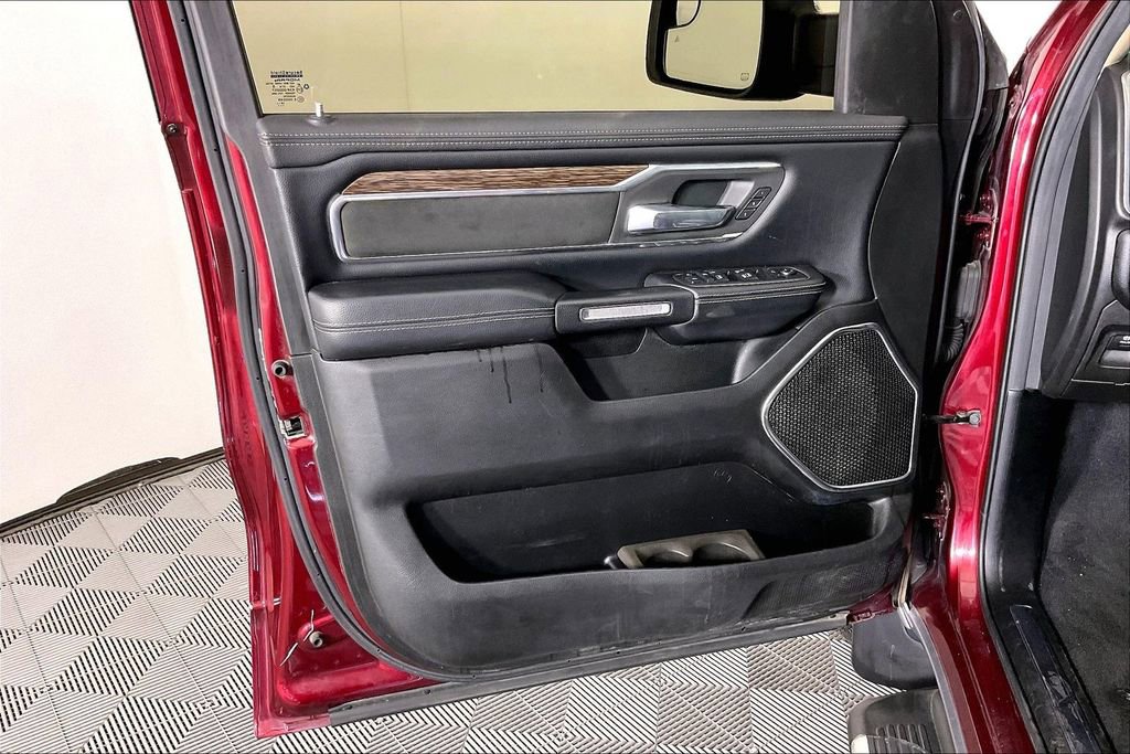 Used 2019 RAM 1500 Laramie AWD/4WD image 23