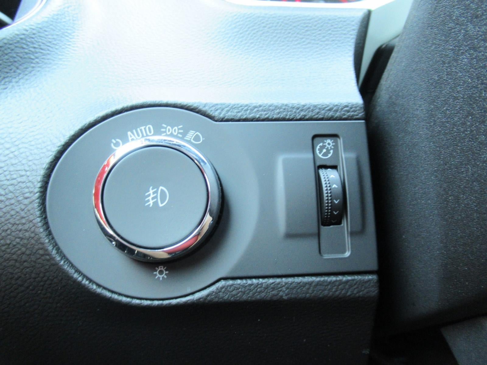 Used 2010 Chevrolet Camaro SS w/ RS Package RWD image 25