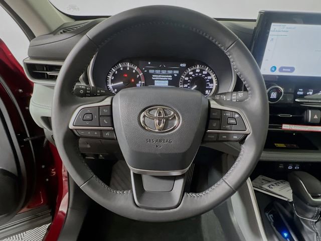 New 2026 Toyota Highlander XLE image 15