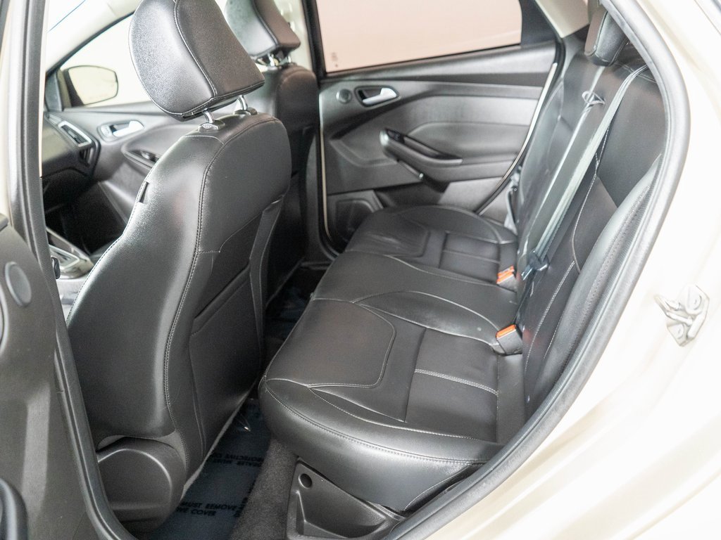 Used 2018 Ford Focus Titanium image 11