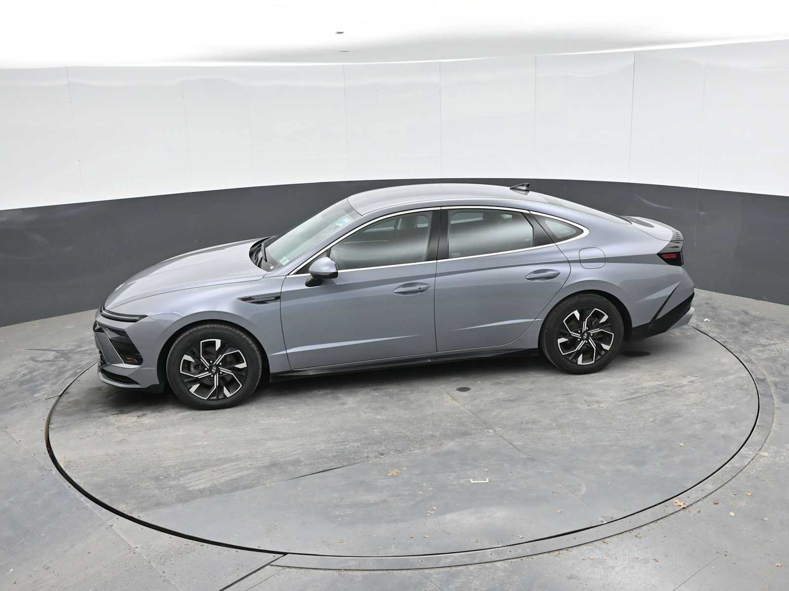 Used 2024 Hyundai Sonata SEL FWD image 29