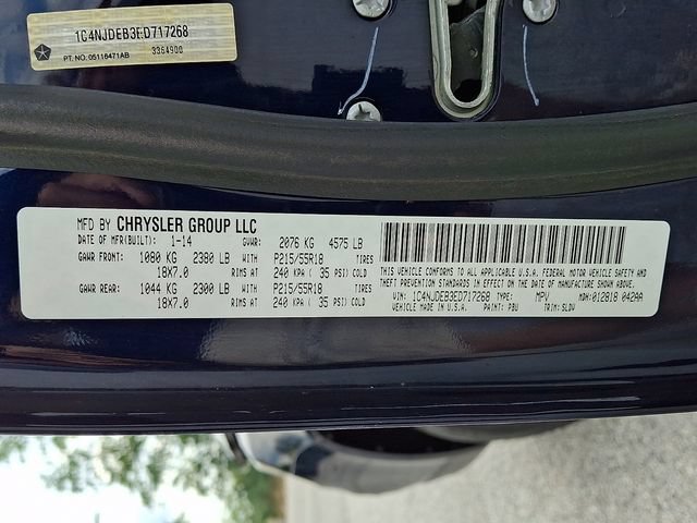 Used 2014 Jeep Compass Latitude AWD/4WD image 24