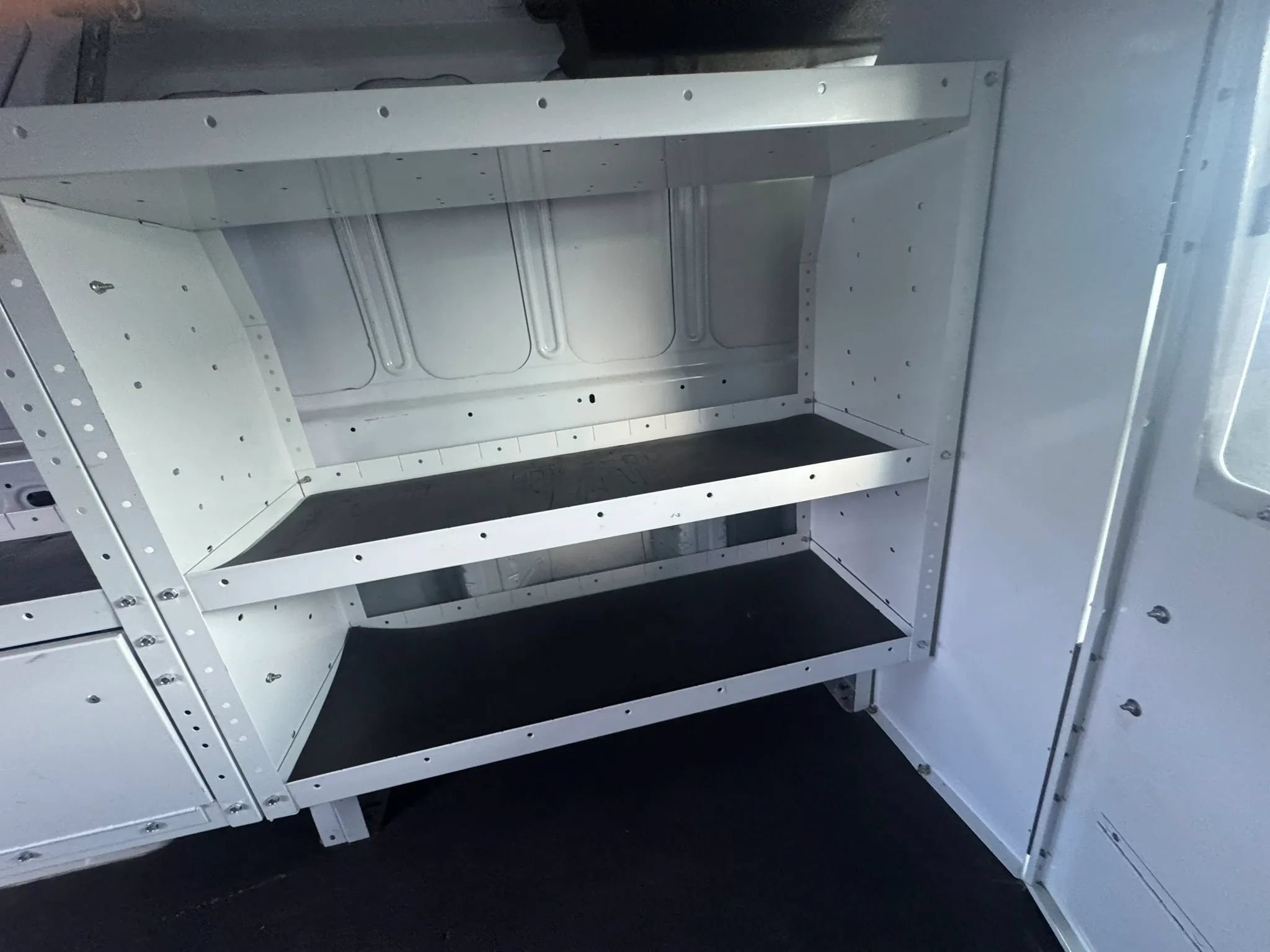 Used 2017 Ford Transit 250 130 Low Roof RWD image 15