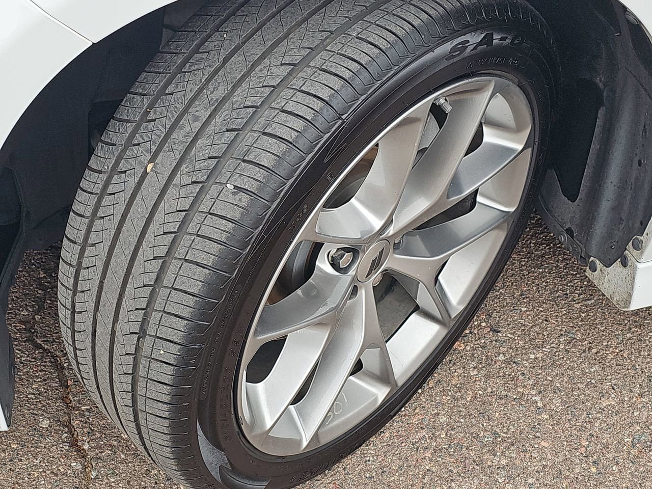 Used 2023 Dodge Charger GT image 31