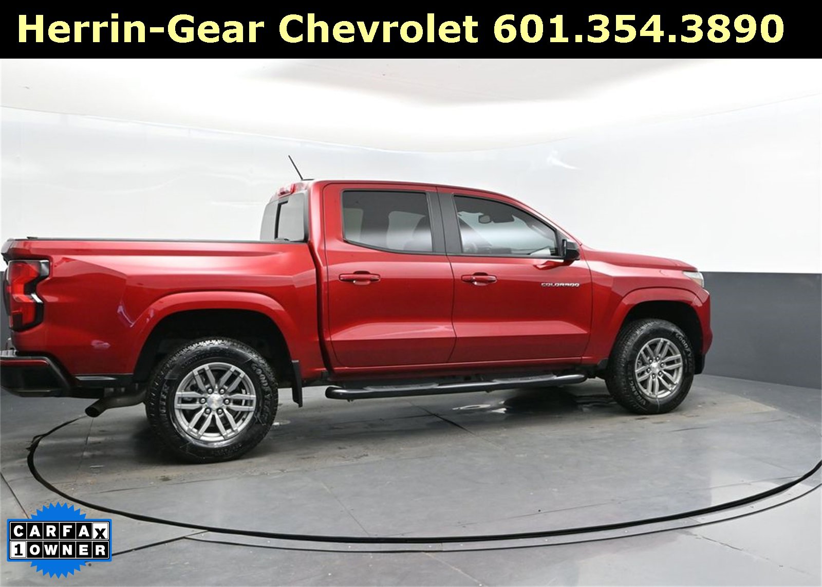 Used 2024 Chevrolet Colorado LT w/ LT Convenience Package II image 8