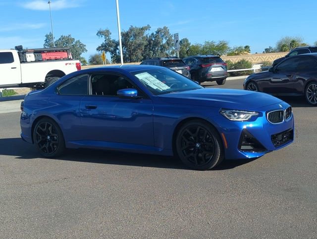 Used 2026 BMW 230i Coupe w/ Premium Package image 4