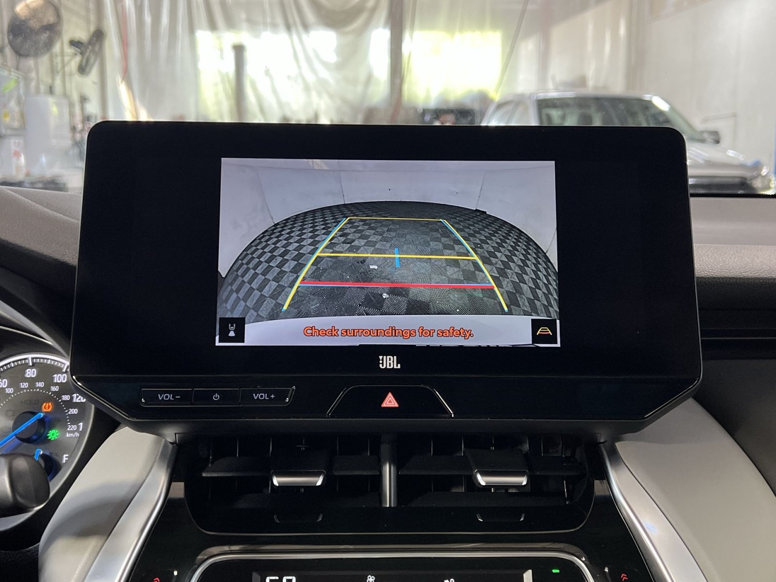 Used 2023 Toyota Venza XLE AWD/4WD image 19