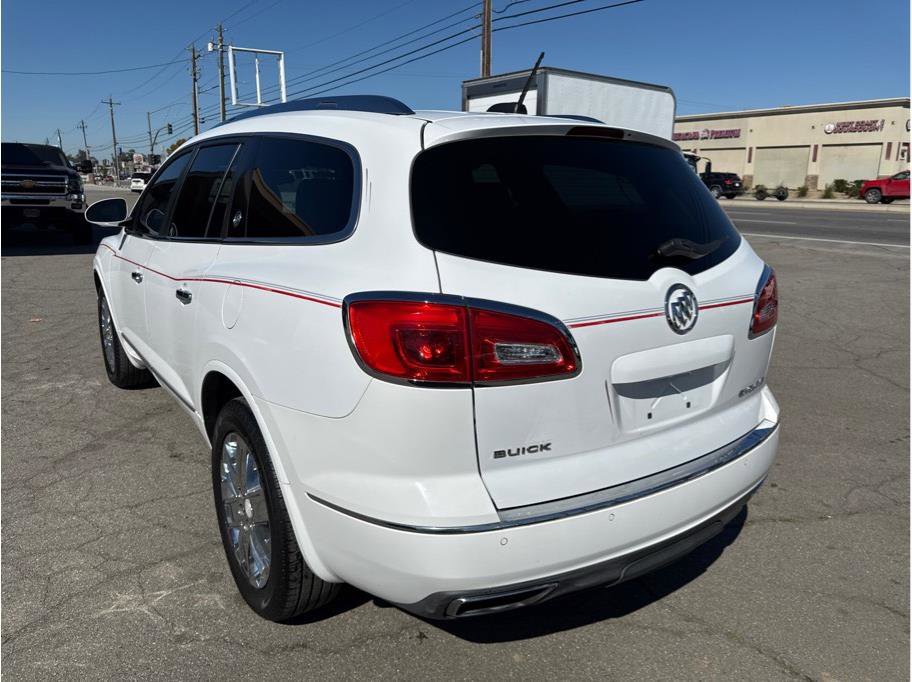 Used 2017 Buick Enclave Leather image 18