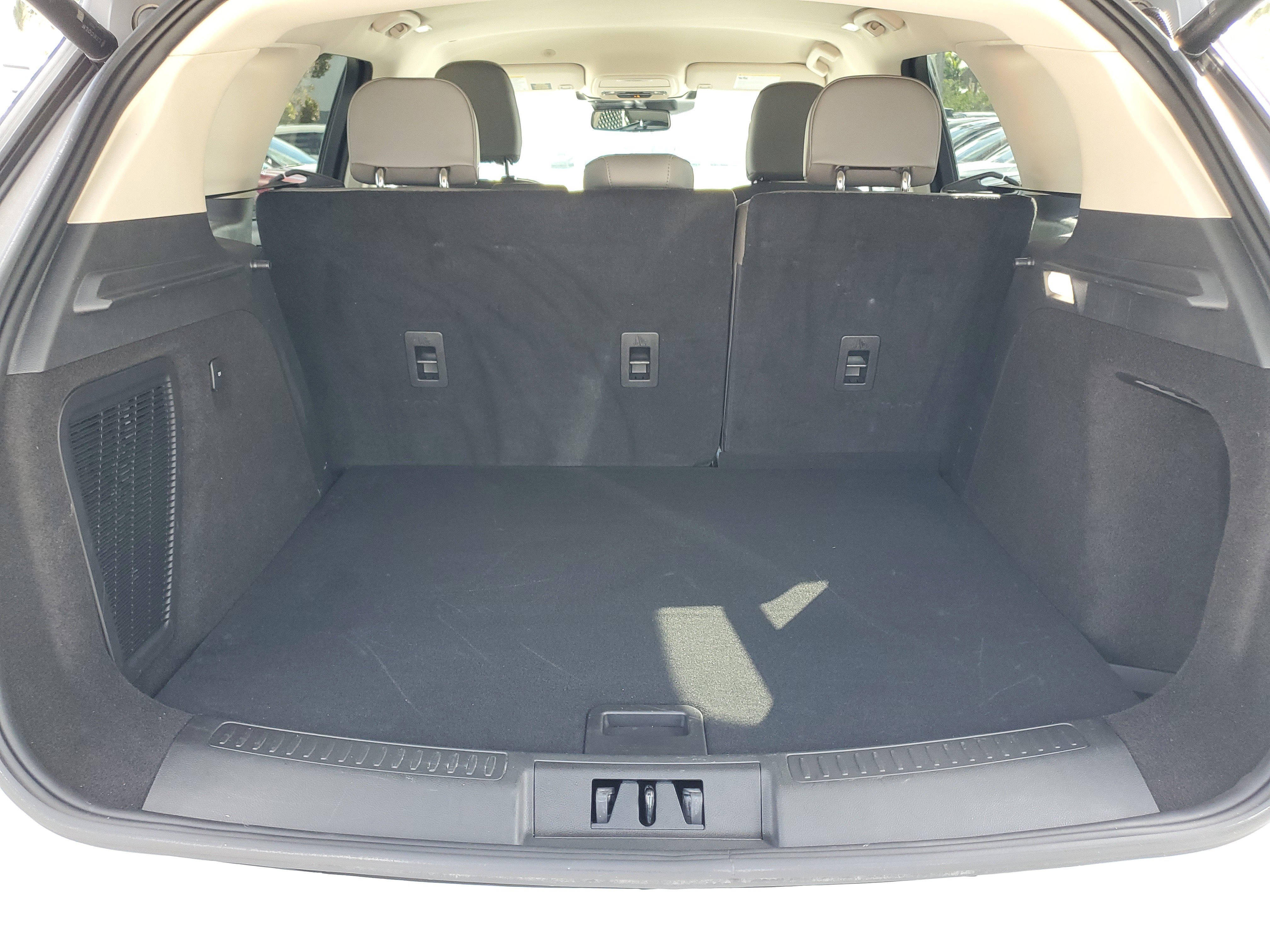 Certified 2023 Lincoln Corsair FWD image 8