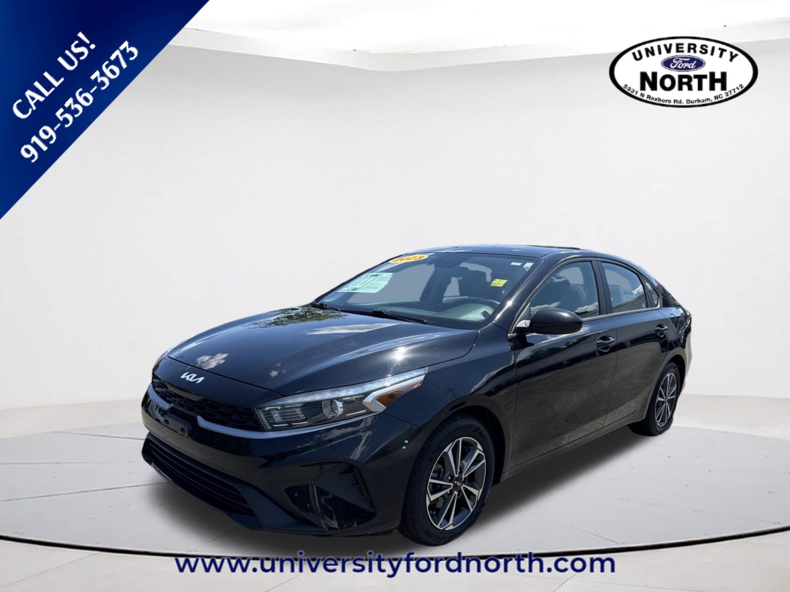 Used 2023 Kia Forte LXS FWD image 3