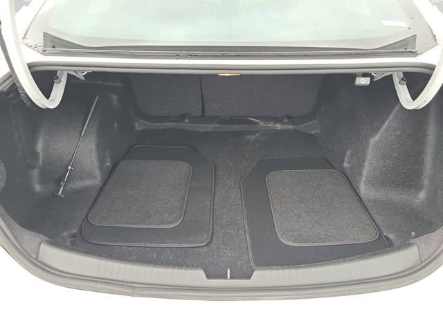 Used 2025 Chevrolet Malibu LT FWD image 11