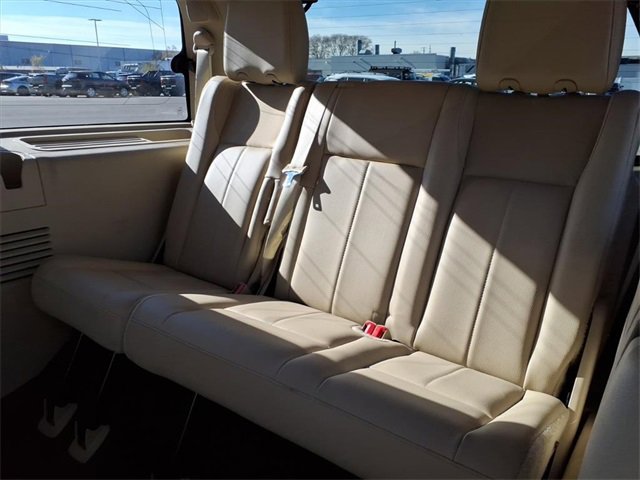 Used 2016 Ford Expedition Limited w/ Equipment Group 301A image 9
