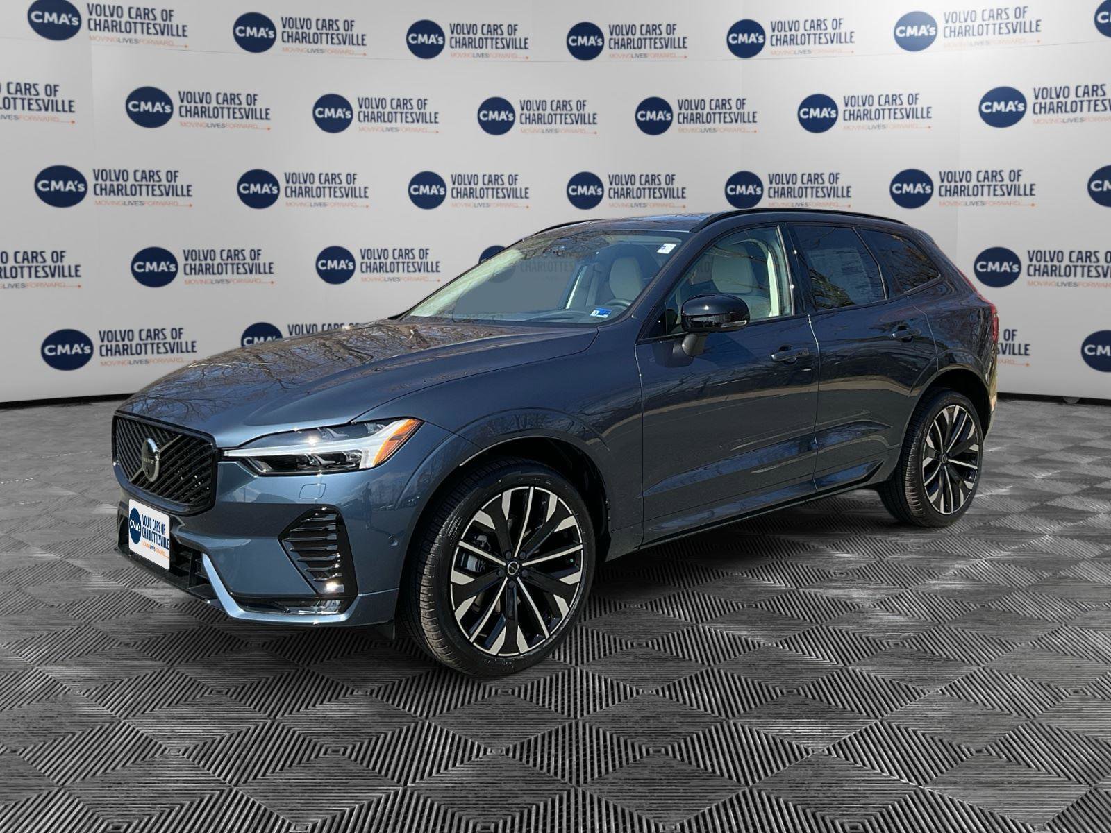 New 2026 Volvo XC60 B5 Ultra w/ Protection Package Premier image 1