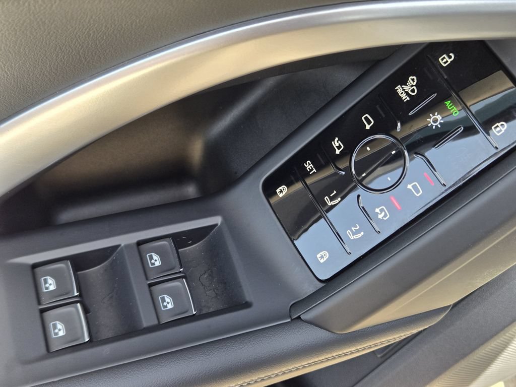 Certified 2025 Audi Q5 Prestige AWD/4WD image 30