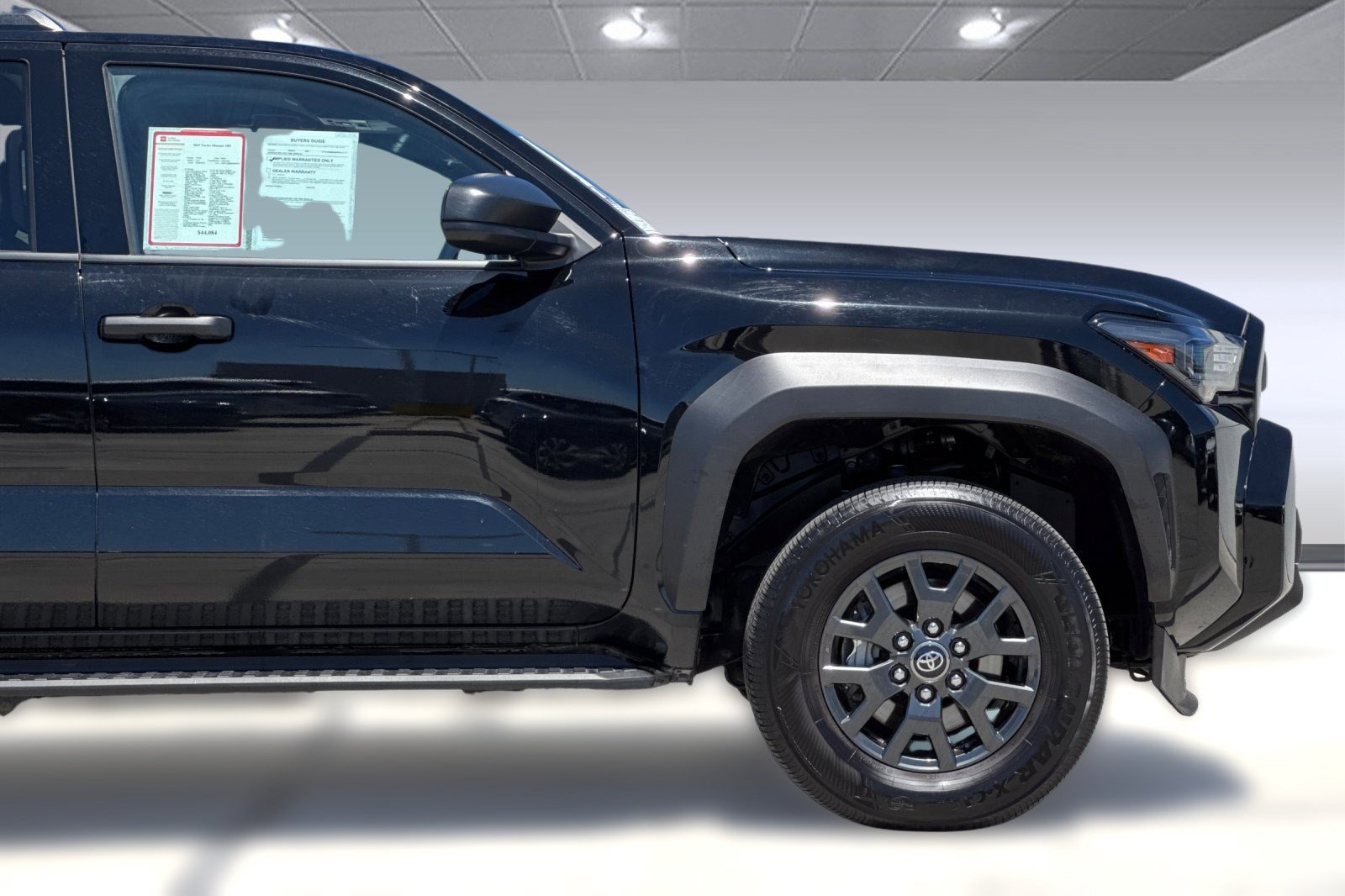 Certified 2025 Toyota 4Runner SR5 AWD/4WD image 34