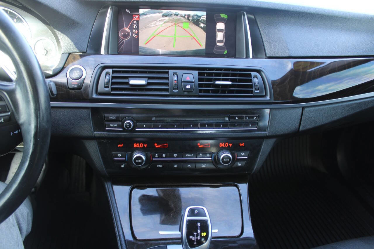 Used 2016 BMW 535d xDrive image 13