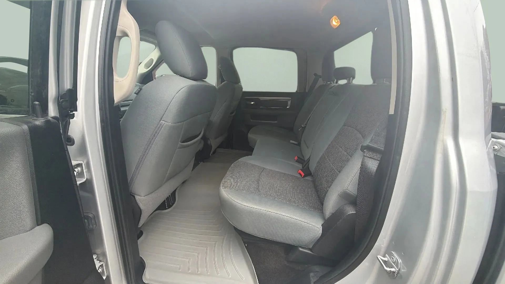 Used 2018 RAM 1500 Big Horn image 47