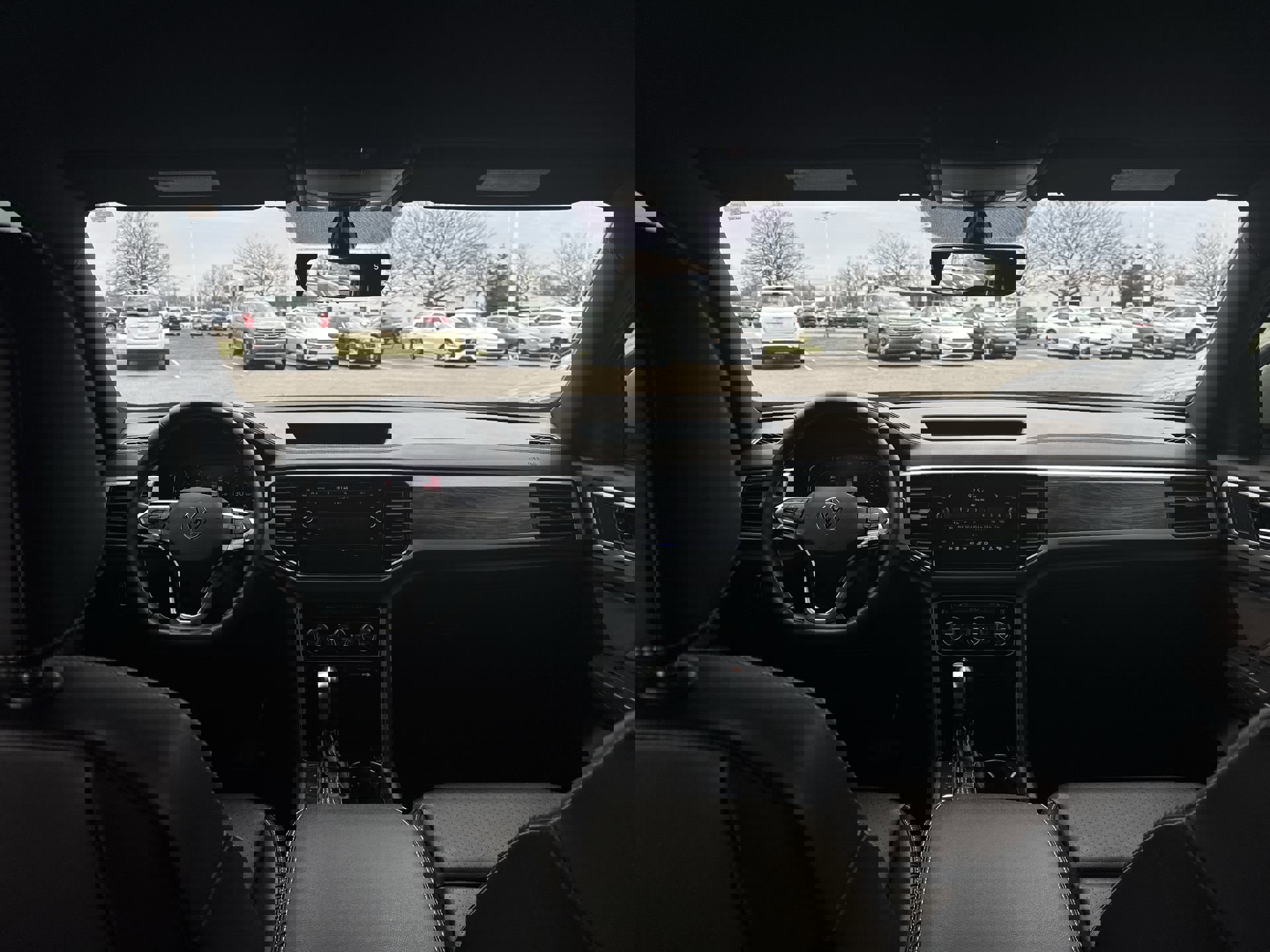 Used 2023 Volkswagen Atlas Cross Sport SE image 19