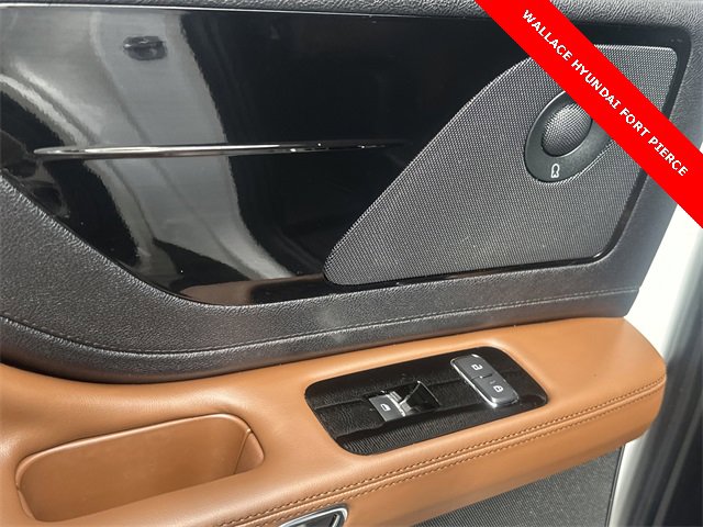 Used 2022 Lincoln Aviator Grand Touring w/ Equipment Group 301A image 13