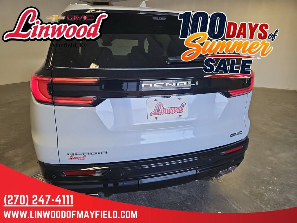 New 2027 GMC Acadia Denali Ultimate FWD image 4