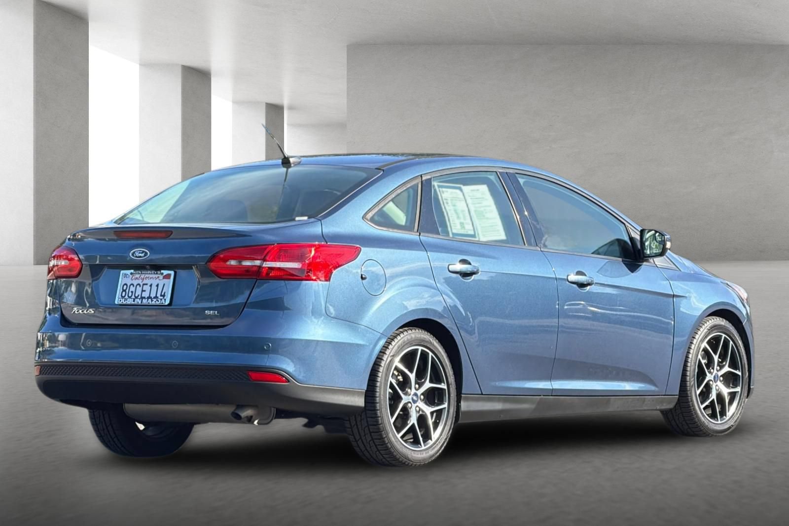 Used 2018 Ford Focus SEL FWD image 4