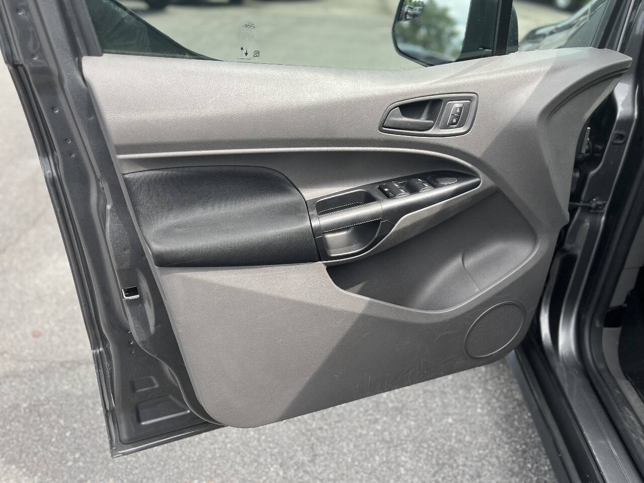 Used 2022 Ford Transit Connect XL FWD image 10