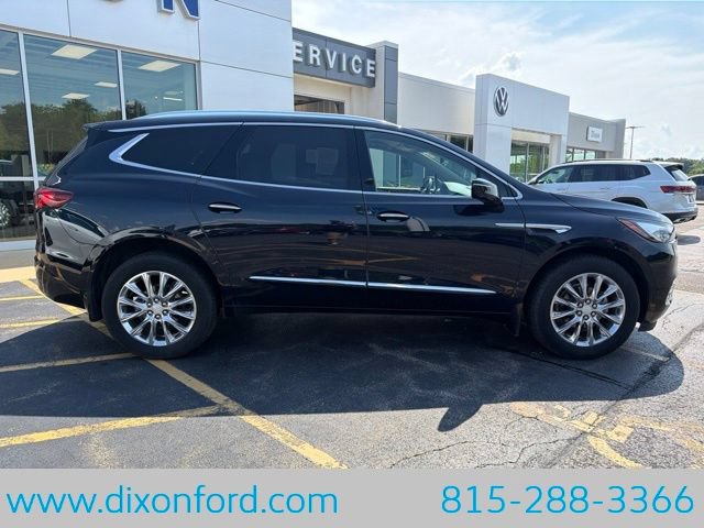 Used 2020 Buick Enclave Premium w/ Surround and Sites Package AWD/4WD image 9