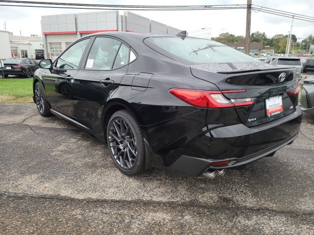 New 2026 Toyota Camry SE FWD image 5