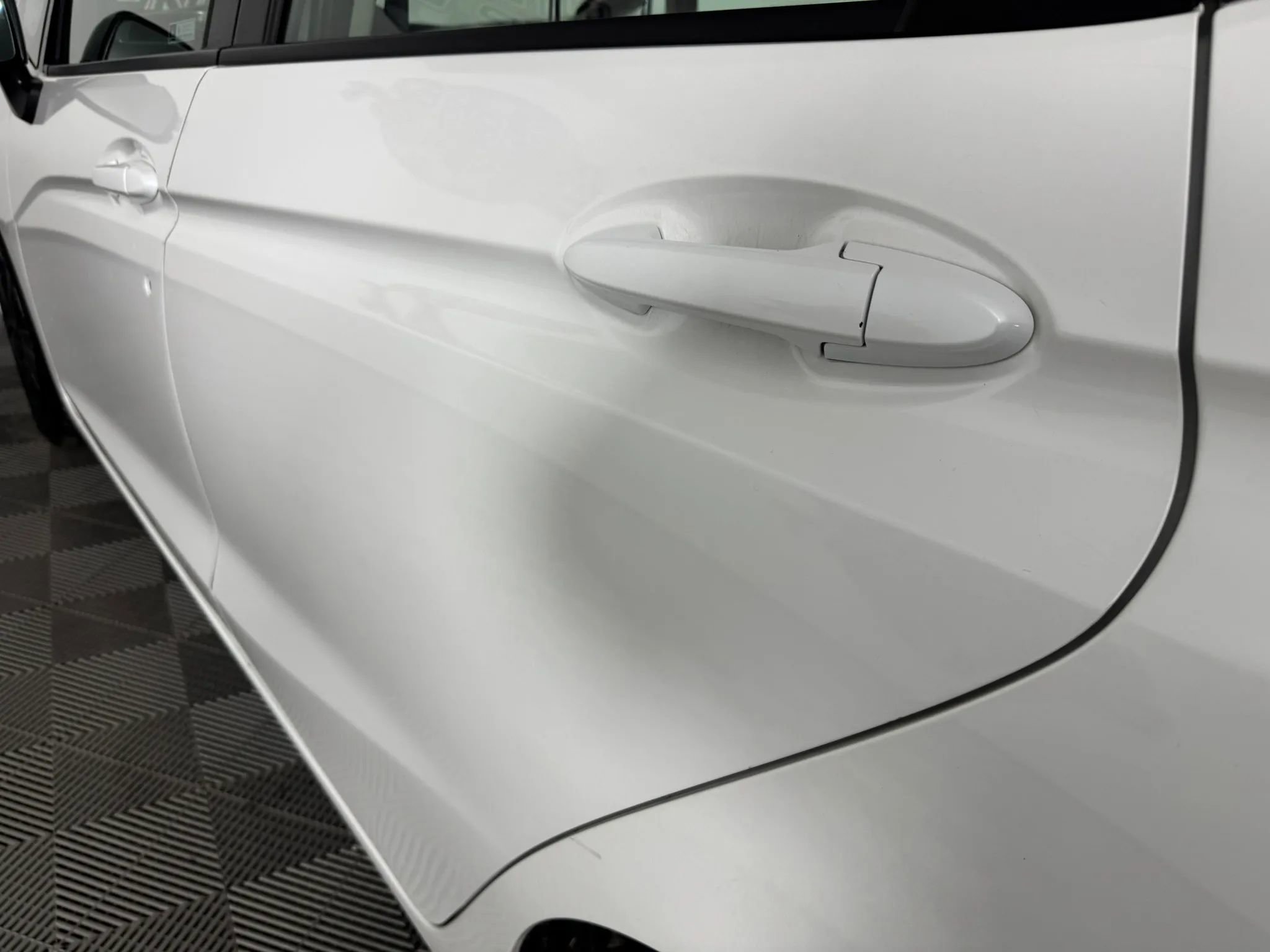 Used 2019 Honda Fit LX image 23