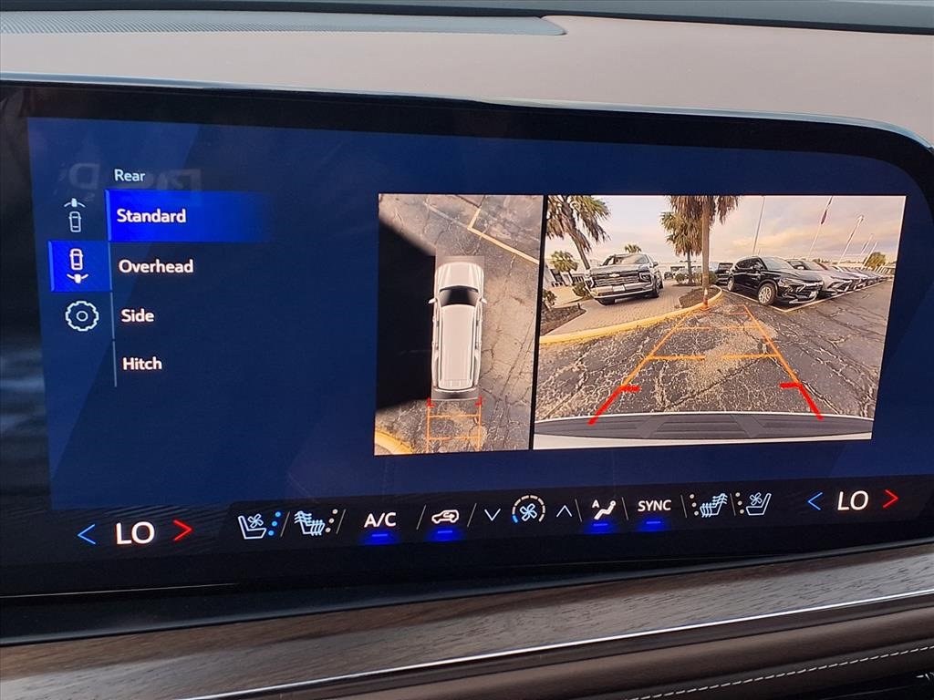 New 2026 Chevrolet Suburban High Country image 4