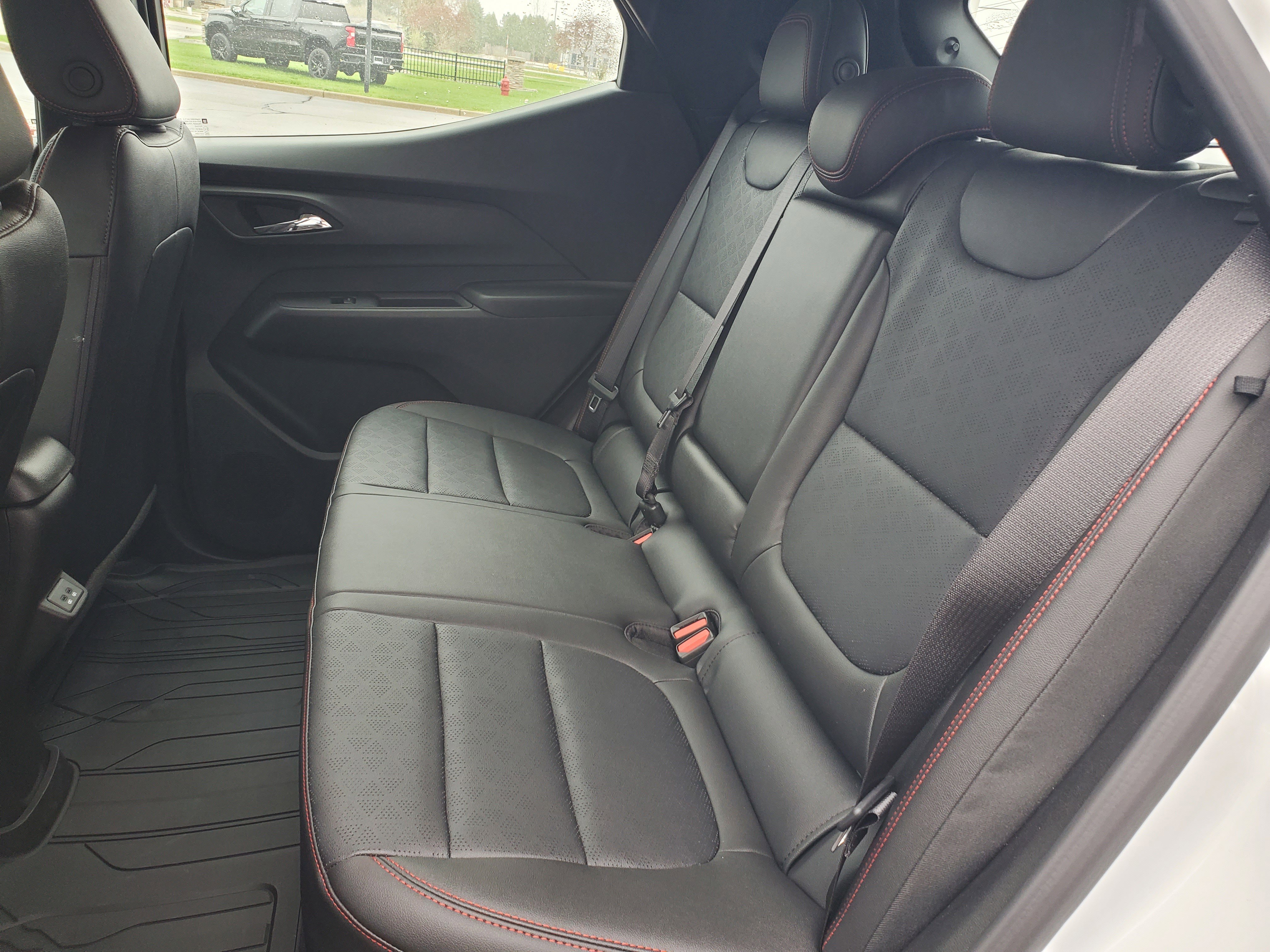 New 2027 Chevrolet Bolt RS w/ LPO, All-Weather Package FWD image 24