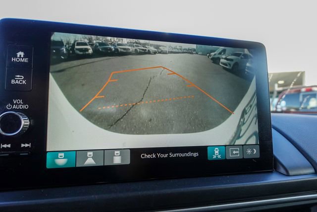 Used 2024 Honda Pilot Touring image 19