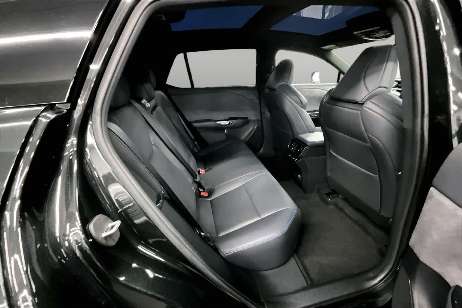 Used 2026 Lexus RZ 450e AWD w/ Luxury Package image 20