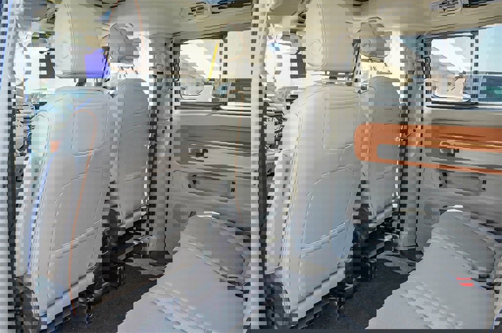 New 2025 Volkswagen ID. Buzz 1st Edition image 21