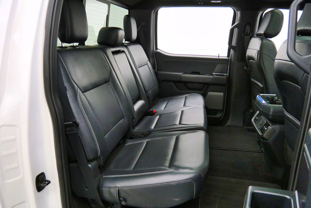 Used 2025 Ford F150 Lariat AWD/4WD image 19