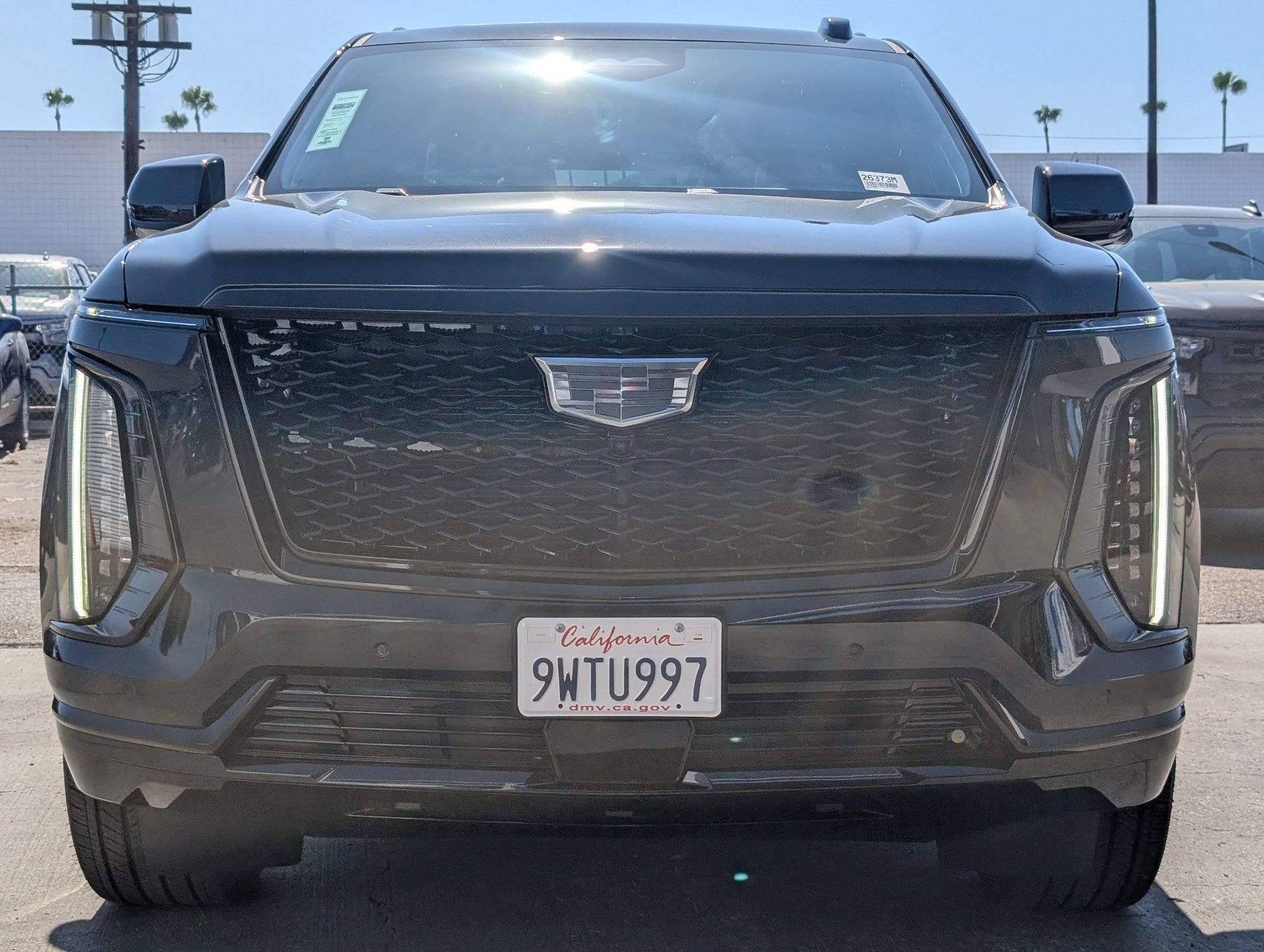 Used 2026 Cadillac Escalade Platinum Sport w/ LPO, ONYX Package AWD/4WD image 5