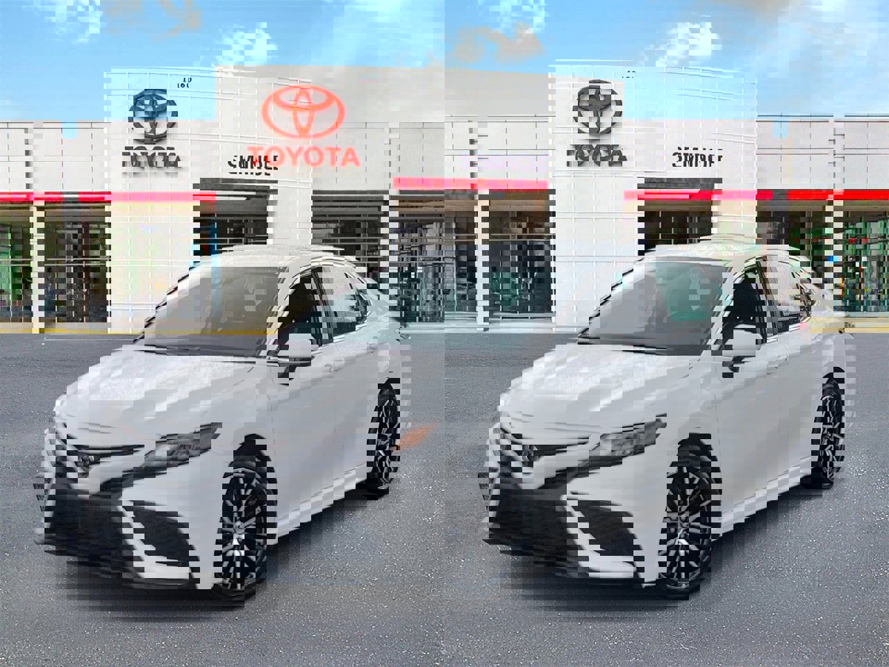 Used 2024 Toyota Camry SE